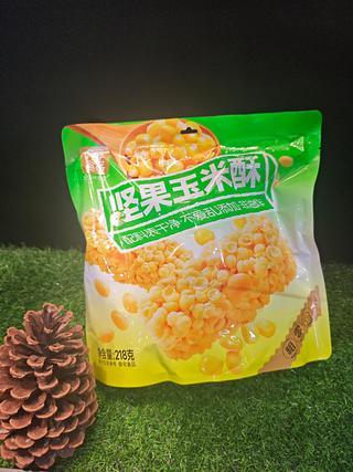 坚果玉米酥